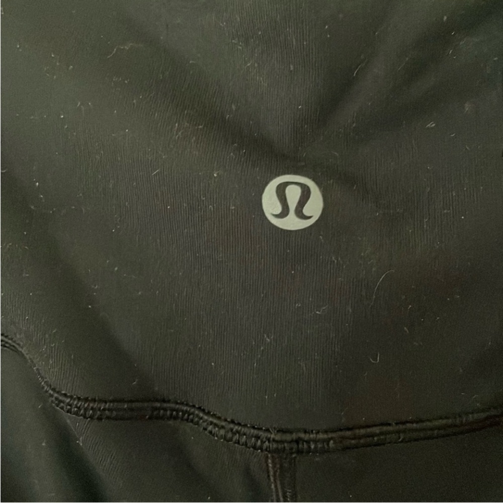 Lululemon Athletica Black Wunder Under Cropped Leggings - Picture 3 of 6
